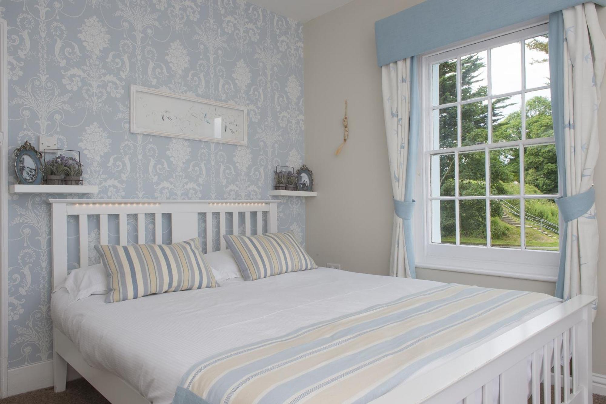 The Boathouse Bed & Breakfast Сийвю Стая снимка