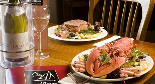 The Boathouse Bed & Breakfast Сийвю Екстериор снимка